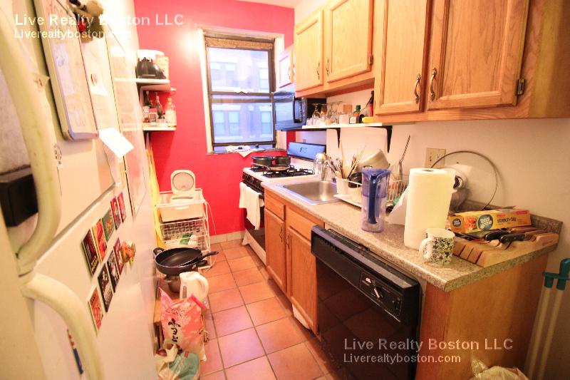 1254 Commonwealth Ave, Allston