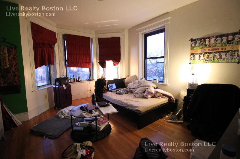 1254 Commonwealth Ave, Allston