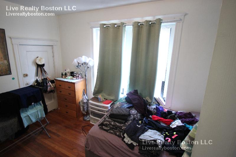 17 Cummings Rd, Brighton