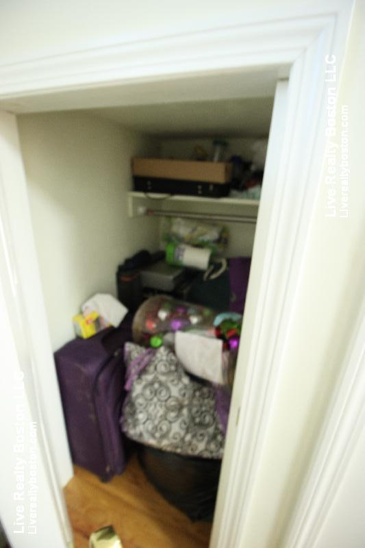 1426 Commonwealth Ave, Brighton