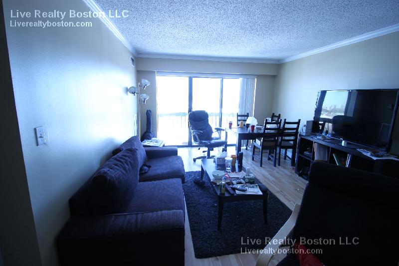 15 North Beacon St, Allston