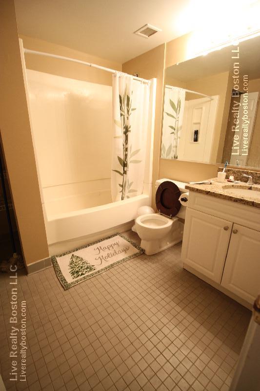 15 North Beacon St, Allston