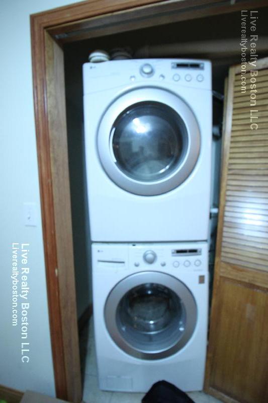 102 Allston St, Allston