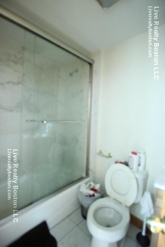 102 Allston St, Allston