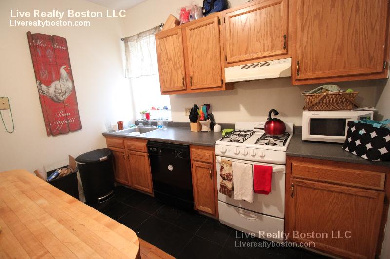 17 Cummings Rd, Brighton