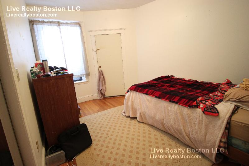 29 Cummings Rd, Brighton