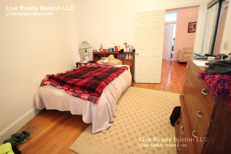 29 Cummings Rd, Brighton