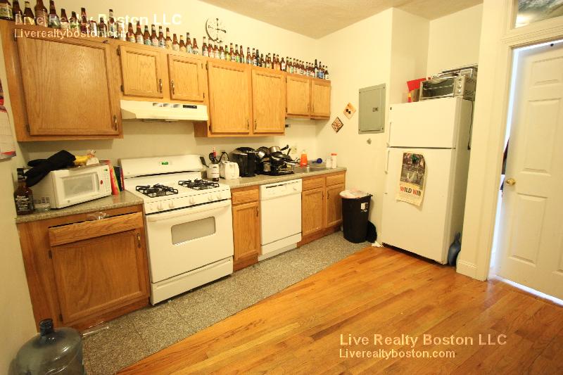 29 Cummings Rd, Brighton