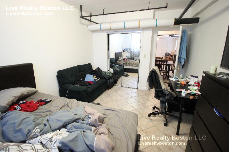 1258 Commonwealth Ave, Allston