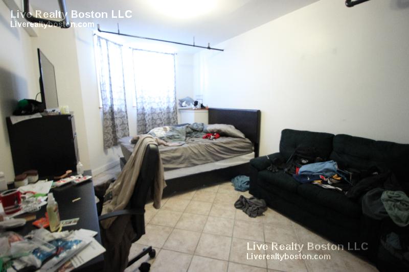 1258 Commonwealth Ave, Allston