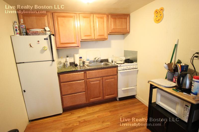 153 Brighton Ave, Allston