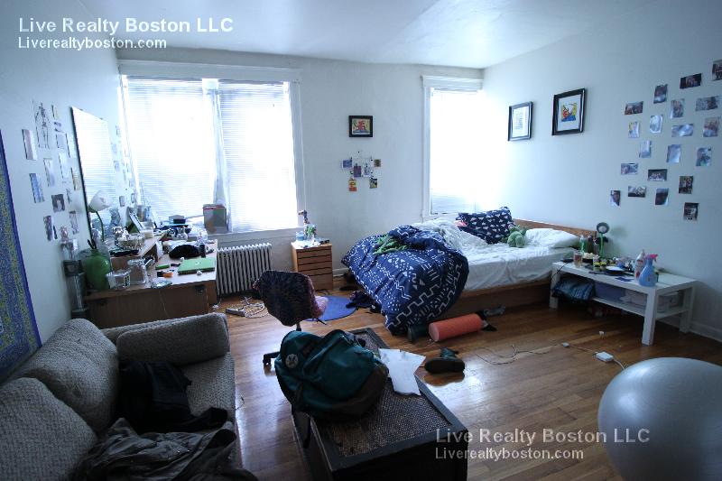 153 Brighton Ave, Allston