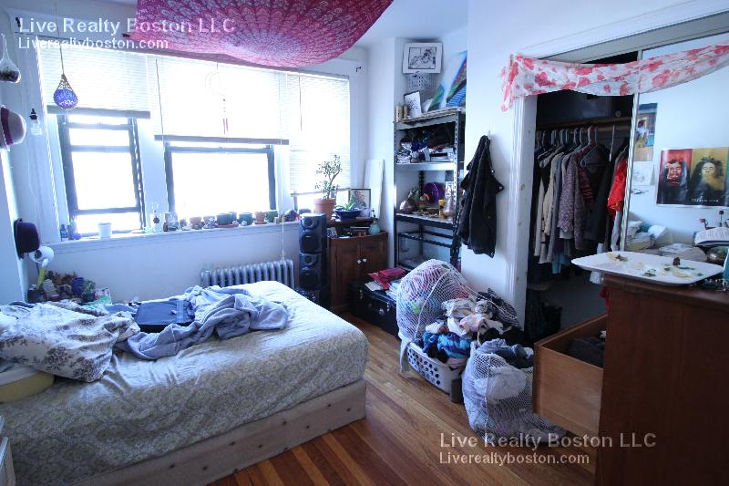 23 Egremont Rd, Brighton