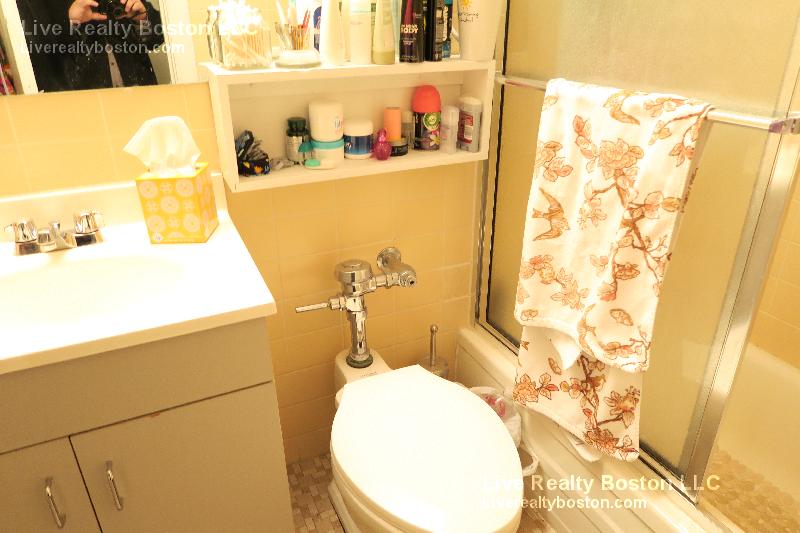 62 Boylston St, Back Bay