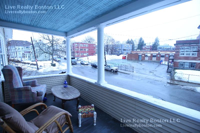 97 Oakland St, Brighton