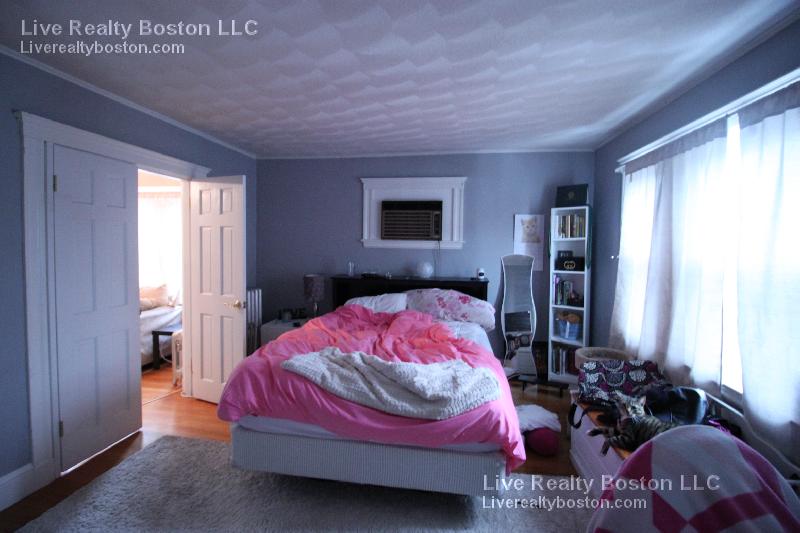 97 Oakland St, Brighton