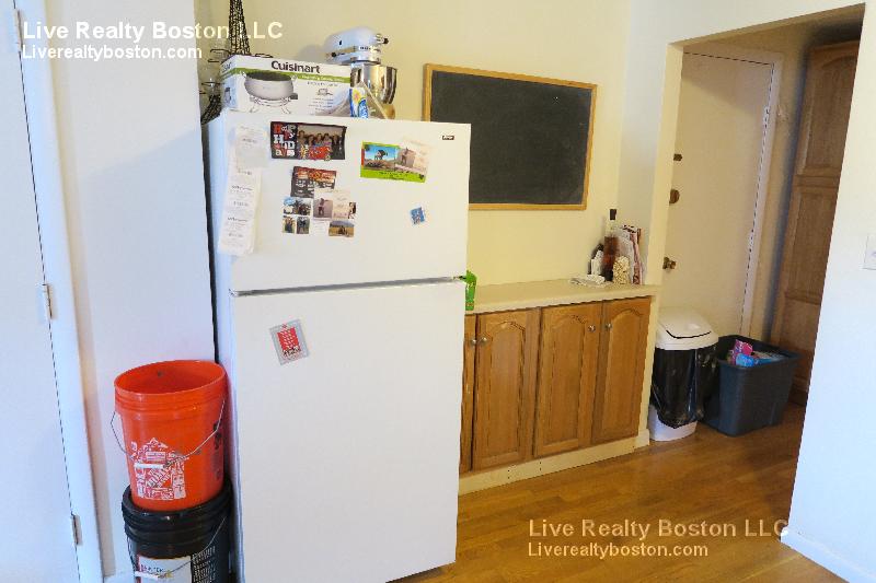 26 Allston St, Allston