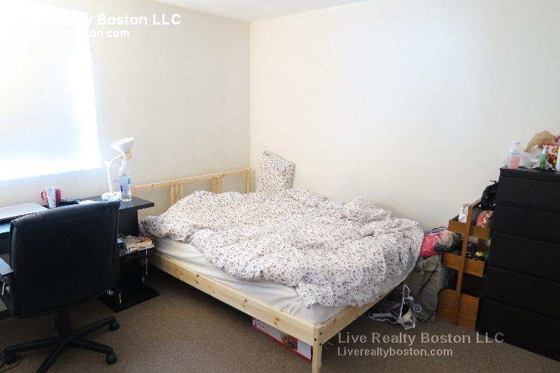 26 Allston St, Allston