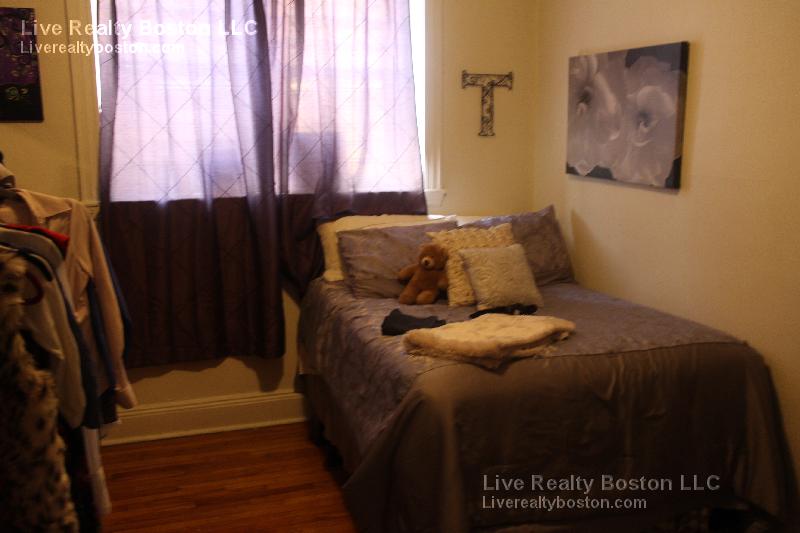 116 Washington St, Brighton