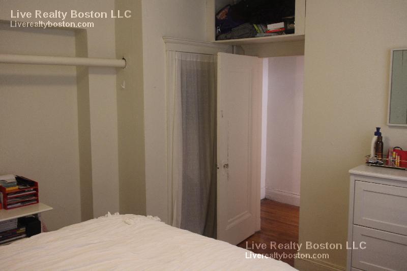 116 Washington St, Brighton