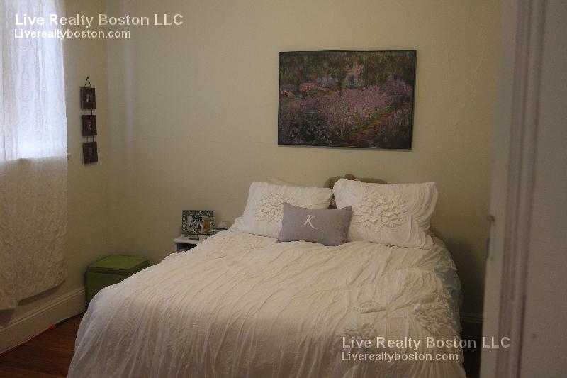 116 Washington St, Brighton