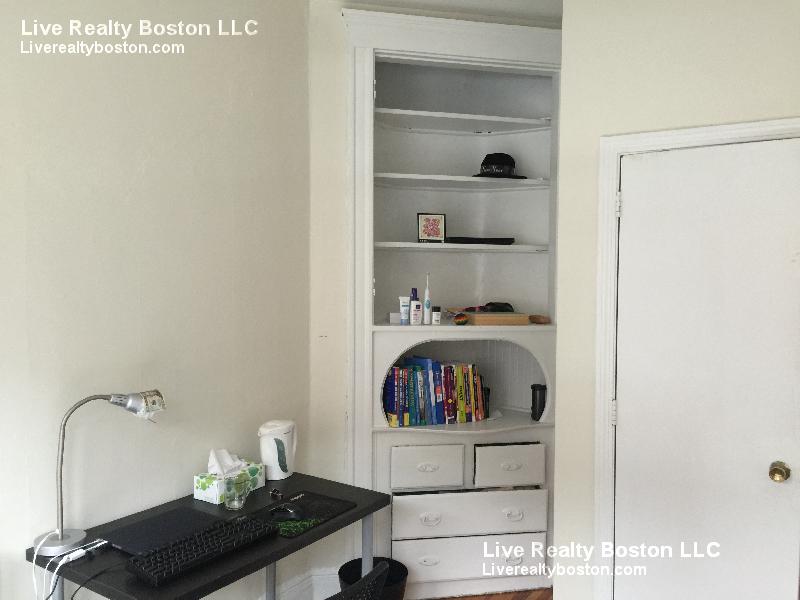 11 Mount Hood Rd, Brighton