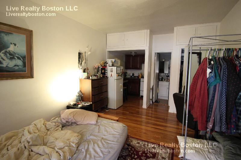 153 Brighton Ave, Allston