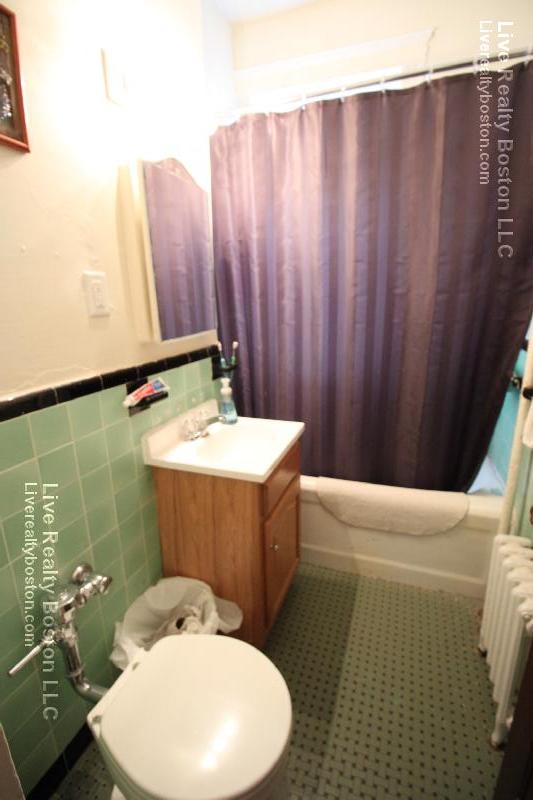 66 Chiswick Rd, Brighton