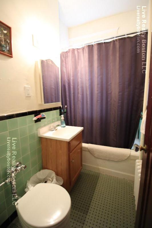 66 Chiswick Rd, Brighton