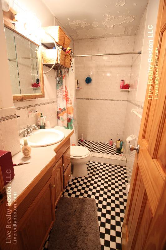 36 Brackett St, Brighton