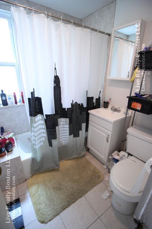 36 Brackett St, Brighton