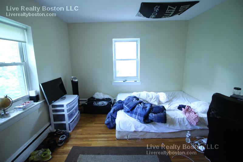 67 Chiswick Rd, Brighton