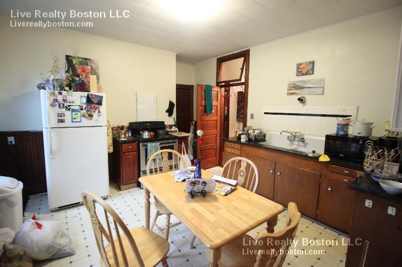 35 Waverly St, Brighton