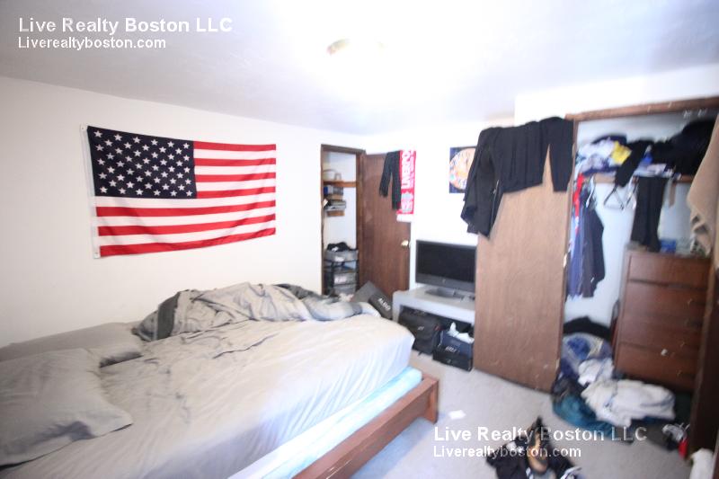 8 Shepard St, Brighton