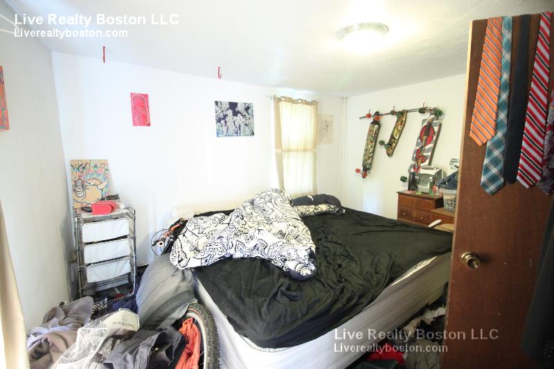 8 Shepard St, Brighton