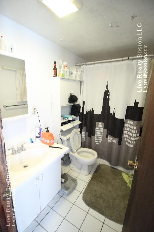 8 Shepard St, Brighton