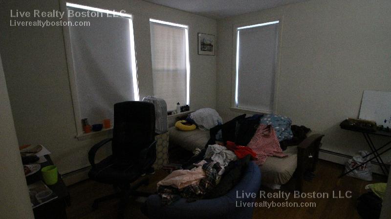 310 Tappan St, Brookline