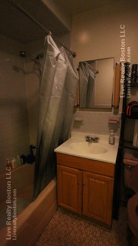 310 Tappan St, Brookline