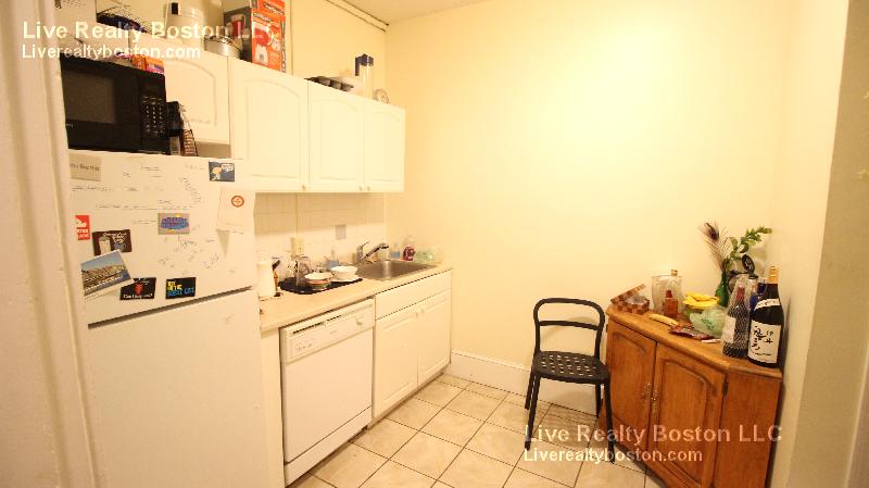 74 Egmont, Brookline
