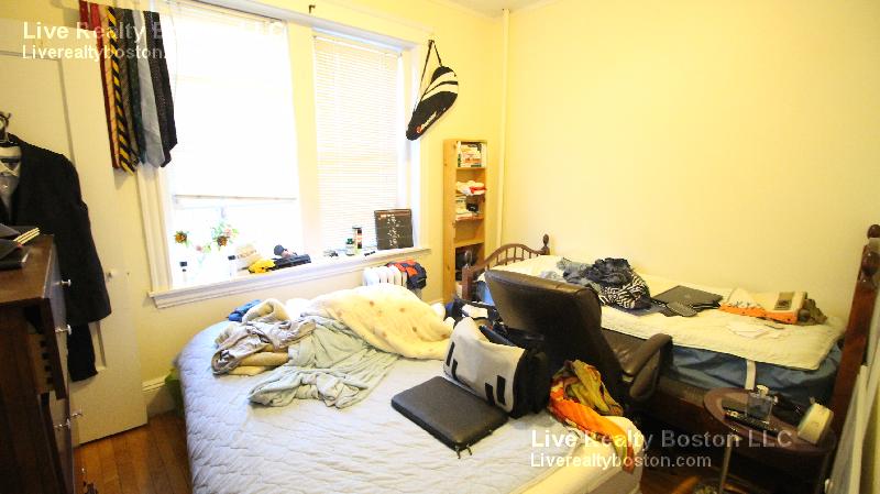 74 Egmont, Brookline