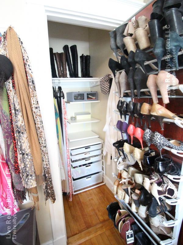 8 Farrington Ave, Allston