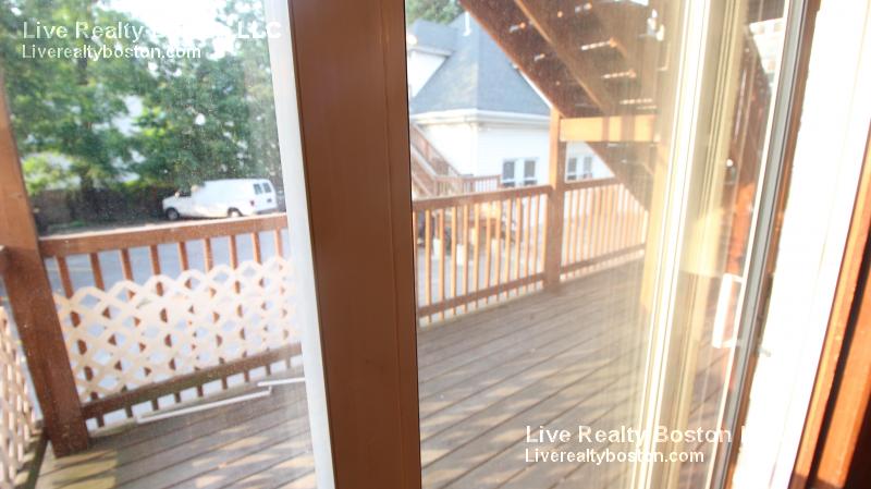 14 Gardner St, Allston