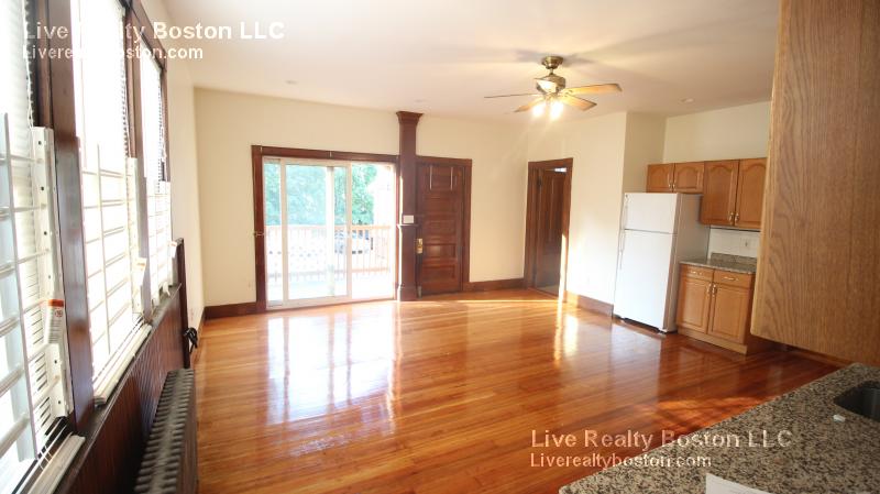 14 Gardner St, Allston