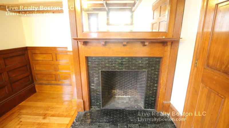 14 Gardner St, Allston