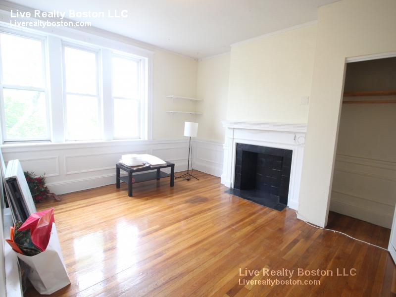 74 Egmont, Brookline