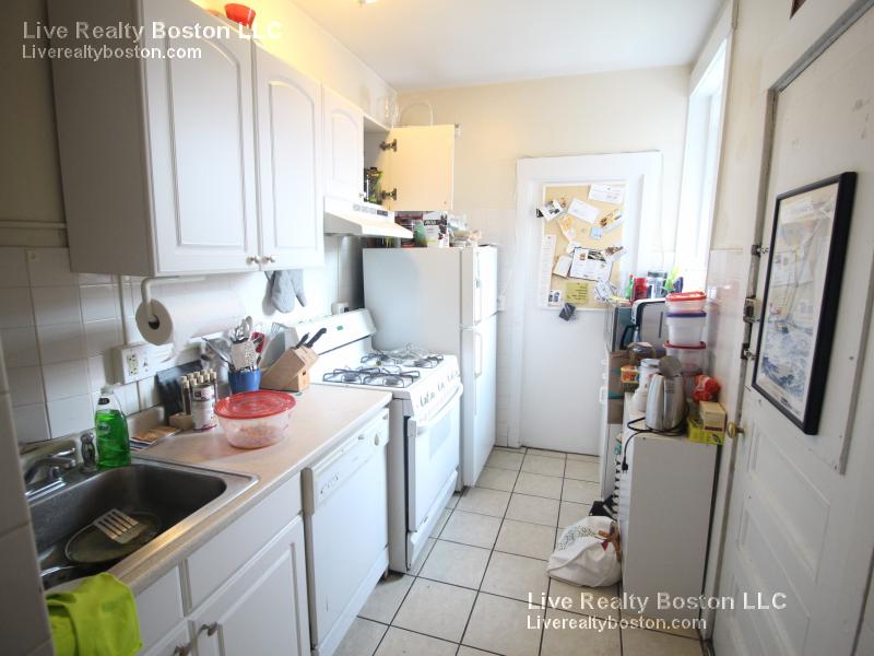 74 Egmont, Brookline