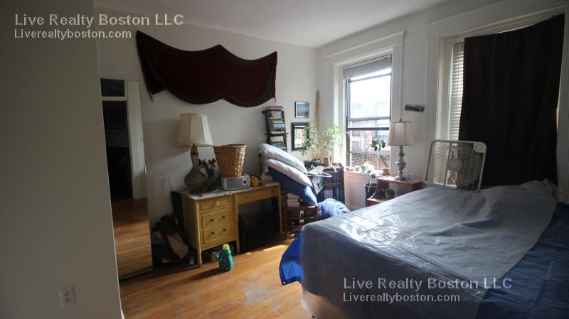 1254 Commonwealth Ave, Allston