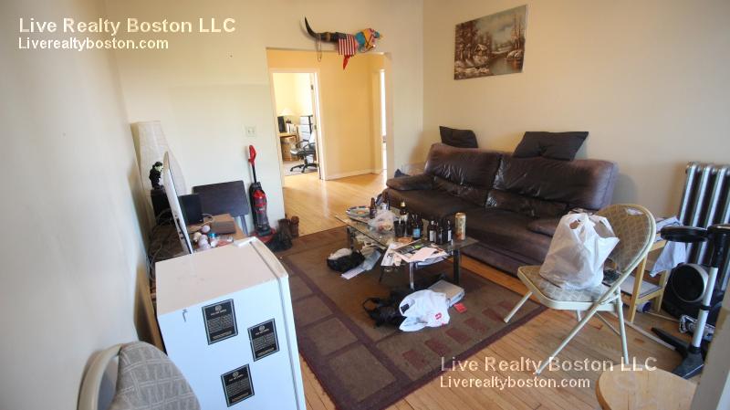 4 Farrington Ave, Allston