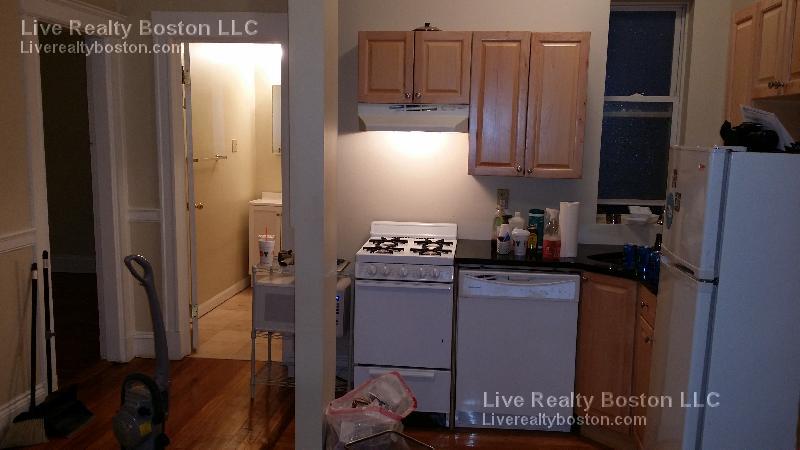 1197 Commonwealth Ave, Allston