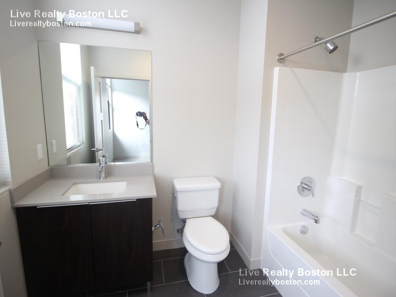 60 Brainerd Rd, Allston